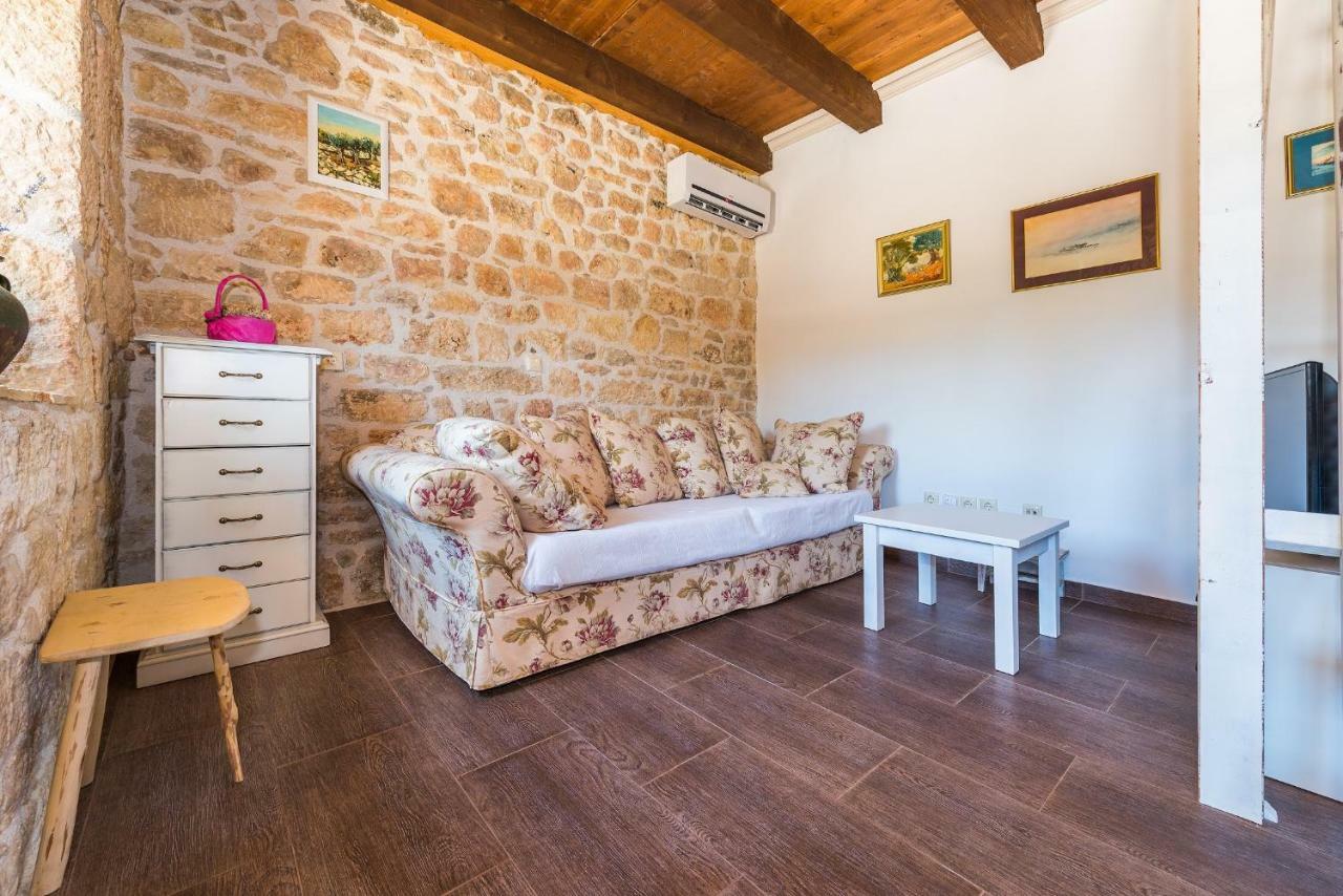 Rural House Mudrinic 
